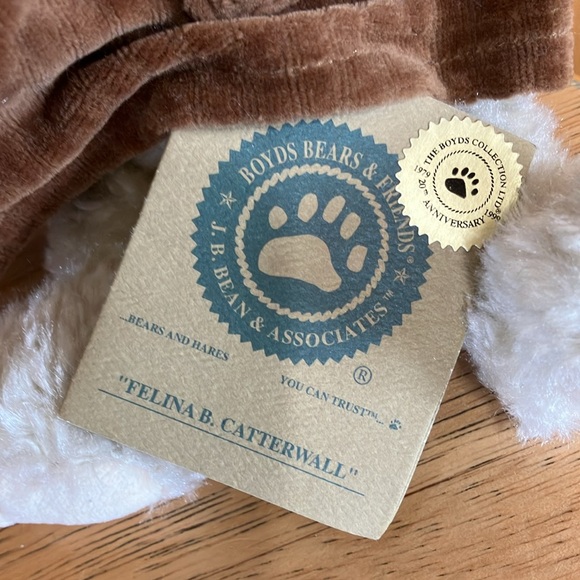 BOYD’S BEARS CATS SABRINA P. CATTERWALL WITH AUTUMN DECOR. 9” Tall - Picture 10 of 12